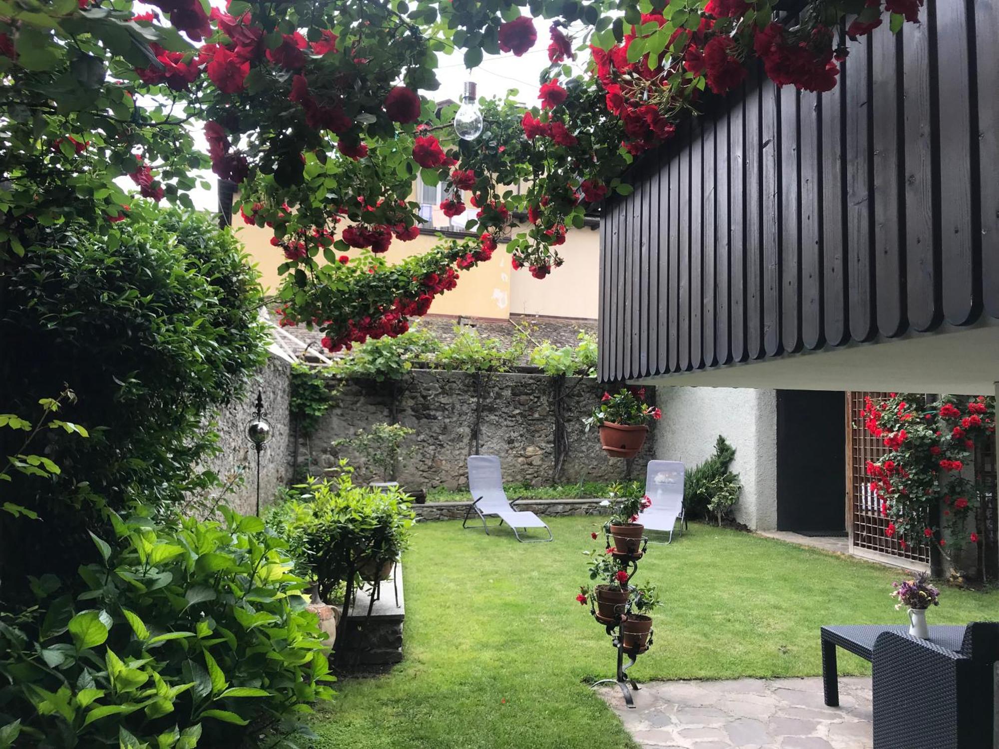 Casa Galet Villa ตีราโน ภายนอก รูปภาพ